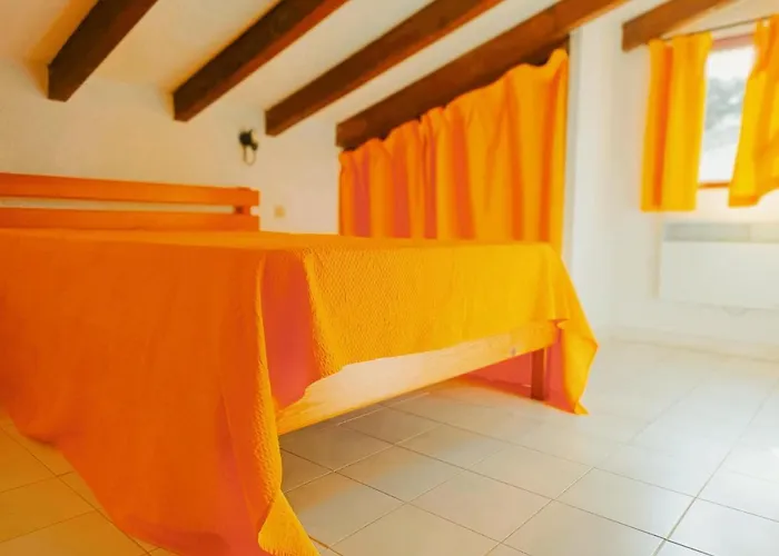 Appartamento Maina *